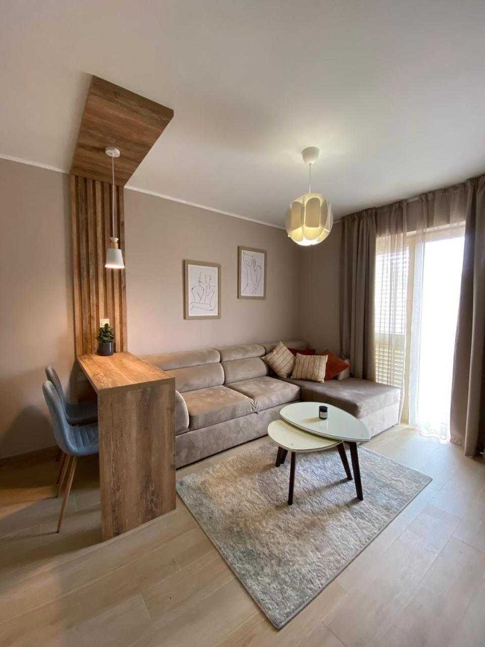 Apartman Tara Tivat Eksteriør billede