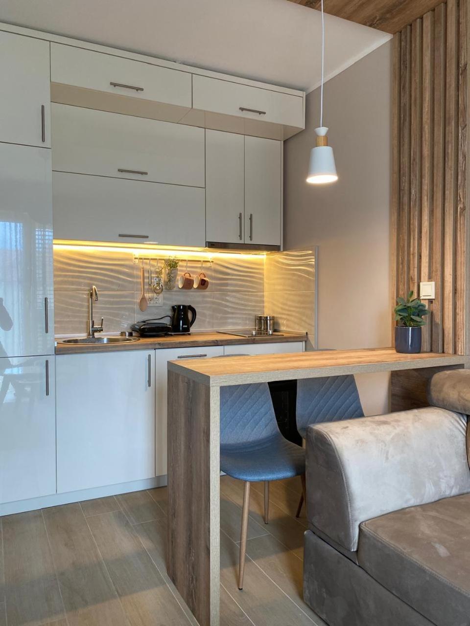 Apartman Tara Tivat Eksteriør billede